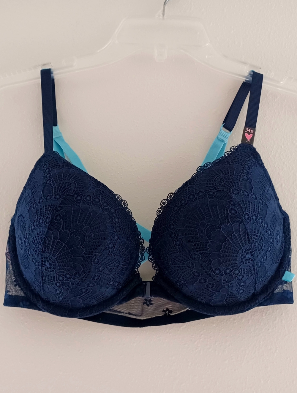 NWT Victoria's Secret Navy Lace Push-Up Padded Bra with Front Closure, Size 34D